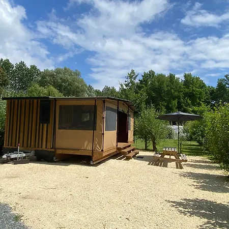 Le Marais Sauvage Campsite *